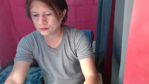 Snapshot of sexyseductionxx chatting on December 15, 2024, 11:34 am carl online show from December 15, 2024, 11:34 am