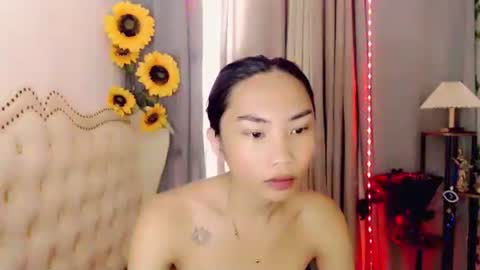sexyshinixx online show from November 10, 2025, 4:22 am