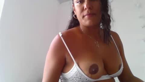 Snapshot of sexyskin8_xxx chatting on February 11, 2025, 8:31 pm sexyskin8_xxx online show from February 11, 2025, 8:31 pm