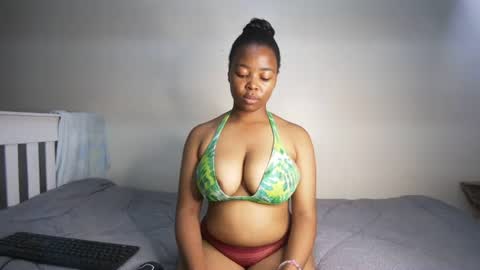 sexysoct online show from June 12, 2026, 11:09 am