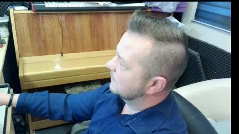 sexysteve80 online show from December 6, 2024, 12:27 pm