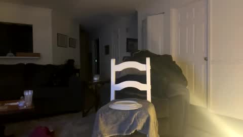 Smooth bi guy online show from September 14, 2025, 9:08 am