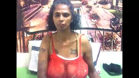 Snapshot of sexyva4u2luv chatting on February 19, 2025, 7:05 pm sexyva4u2luv online show from February 19, 2025, 7:05 pm