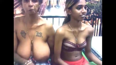 Snapshot of sexyva4u2luv chatting on February 21, 2025, 12:06 pm sexyva4u2luv online show from February 21, 2025, 12:06 pm