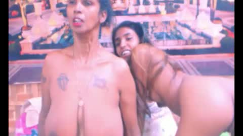 Snapshot of sexyva4u2luv chatting on September 23, 2025, 5:54 am sexyva4u2luv online show from September 23, 2025, 5:54 am