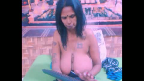 Snapshot of sexyva4u2luv chatting on September 24, 2025, 7:06 pm sexyva4u2luv online show from September 24, 2025, 7:06 pm