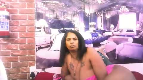 sexyva4u2luv online show from December 21, 2025, 11:45 pm