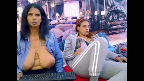 sexyva4u2luv online show from February 28, 2026, 9:10 am