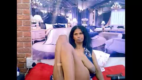 Snapshot of sexyva4u2luv chatting on May 2, 2026, 9:25 am sexyva4u2luv online show from May 2, 2026, 9:25 am