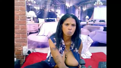 Snapshot of sexyva4u2luv chatting on May 22, 2026, 7:04 am sexyva4u2luv online show from May 22, 2026, 7:04 am