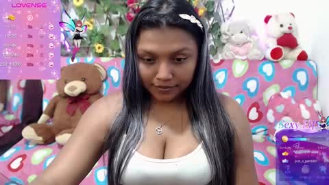 sexyvaldiry online show from December 5, 2024, 6:33 pm
