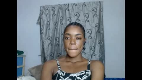 Blue online show from February 5, 2025, 10:22 pm