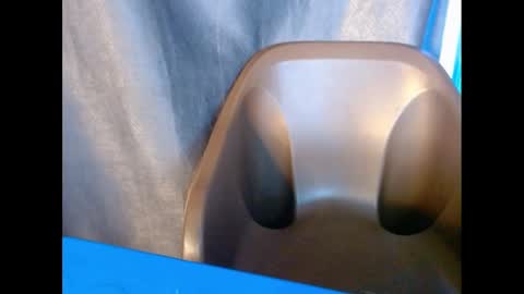 Blue online show from February 28, 2025, 11:14 am