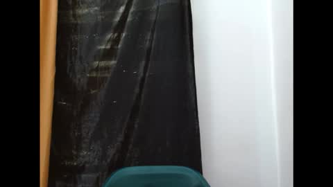 Blue online show from November 11, 2025, 9:09 am