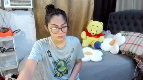 Xenaaa online show from October 30, 2025, 2:29 pm