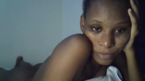 Snapshot of sexyy_janey chatting on December 11, 2024, 11:00 pm Janey online show from December 11, 2024, 11:00 pm