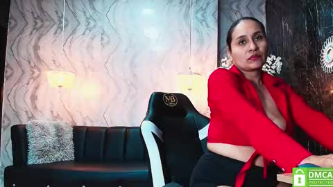 MADAME  online show from December 2, 2025, 11:37 am