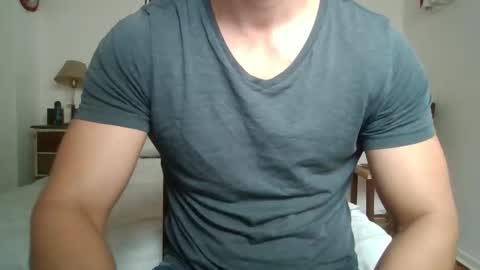 sexyyphilip online show from February 15, 2026, 3:09 pm