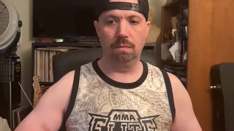 sfgiants1982 online show from October 21, 2025, 1:17 am