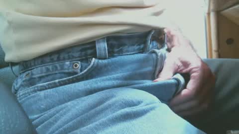 Snapshot of sflgentlman chatting on September 10, 2025, 7:25 pm Bruce online show from September 10, 2025, 7:25 pm