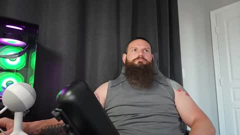 Snapshot of sflmarriedguy chatting on February 13, 2025, 12:21 pm SouthFloridaStr8guy online show from February 13, 2025, 12:21 pm