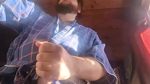 Gee online show from April 18, 2026, 12:31 pm