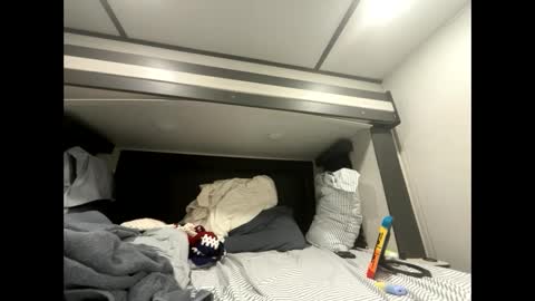 Snapshot of sga20233 chatting on February 3, 2025, 9:19 am sga20233 online show from February 3, 2025, 9:19 am