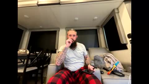 Snapshot of sga20233 chatting on March 2, 2025, 5:04 pm sga20233 online show from March 2, 2025, 5:04 pm