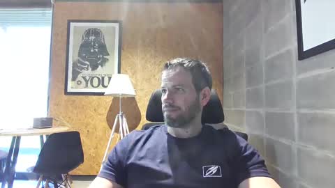 shad0w_hunter online show from March 6, 2025, 1:14 pm