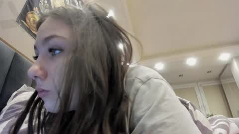 shadow_raffi online show from January 12, 2025, 3:39 am