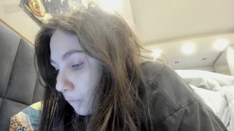 shadow_raffi online show from February 1, 2025, 12:58 pm