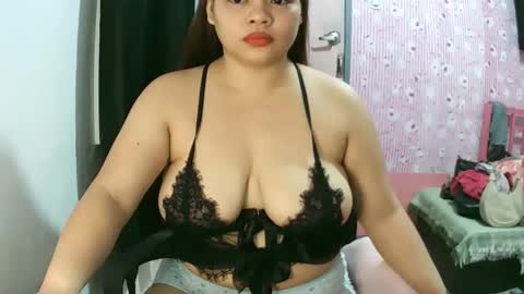 shairamae4u online show from October 10, 2025, 4:11 am