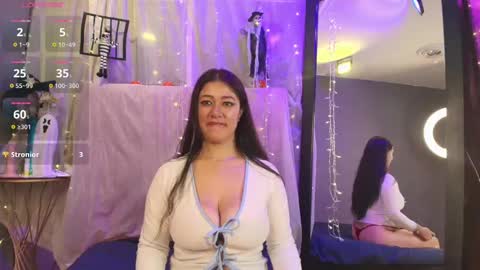 Snapshot of shalyn_lux chatting on October 2, 2025, 1:45 am shalyn_lux online show from October 2, 2025, 1:45 am