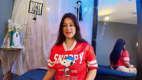 Snapshot of shalyn_lux chatting on October 24, 2025, 3:25 am shalyn_lux online show from October 24, 2025, 3:25 am