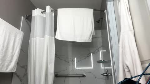 Shaman Woman online show from January 30, 2025, 11:24 pm