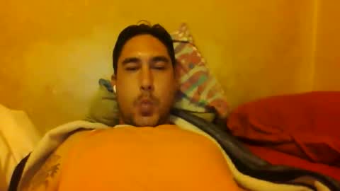 Snapshot of shanan2018 chatting on December 14, 2025, 2:33 pm shanan2018 online show from December 14, 2025, 2:33 pm