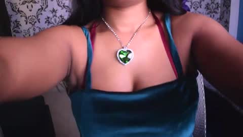 Snapshot of shanaya_indian chatting on January 19, 2025, 4:33 am shanaya indian online show from January 19, 2025, 4:33 am