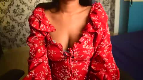 Snapshot of shanaya_indian chatting on September 23, 2025, 5:10 am shanaya indian online show from September 23, 2025, 5:10 am