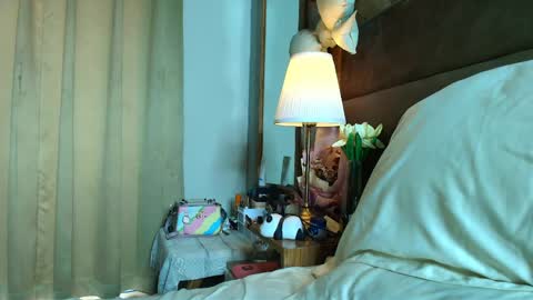 Snapshot of shanayakapoor chatting on May 14, 2026, 4:08 am Shanaya Kappor online show from May 14, 2026, 4:08 am