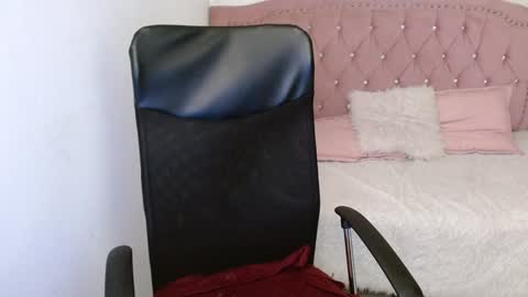 shanelle online show from January 21, 2025, 9:24 am