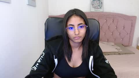 shanelle online show from February 26, 2025, 6:26 am