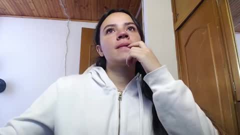 shanel_lozano online show from October 21, 2025, 7:14 pm