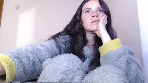 shanel_lozano online show from May 21, 2026, 8:49 pm