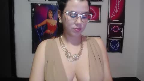 Shanell Moore online show from December 21, 2024, 6:44 pm