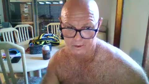 shaneo781570 online show from April 3, 2026, 6:44 am