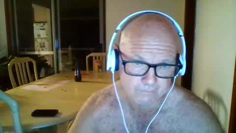 shaneo781570 online show from April 13, 2026, 5:18 pm