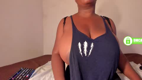 Snapshot of shaniblack chatting on February 1, 2025, 9:08 pm Danna online show from February 1, 2025, 9:08 pm