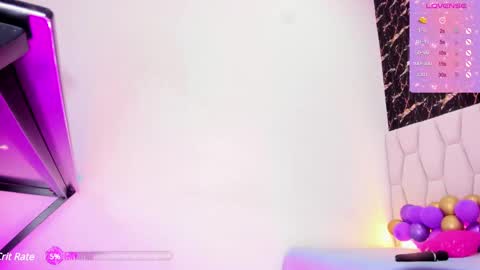 Shanii online show from March 11, 2025, 1:56 pm