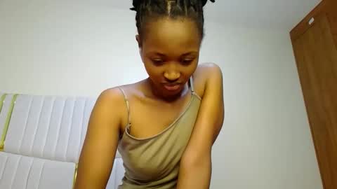 Snapshot of shanizz001 chatting on January 28, 2025, 2:00 am shanizz online show from January 28, 2025, 2:00 am