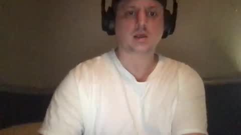 Snapshot of shankzilla chatting on September 22, 2025, 2:24 am shankzilla online show from September 22, 2025, 2:24 am